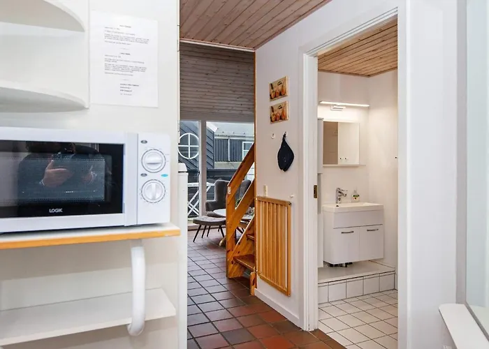 6 Person Holiday Home In Fan
